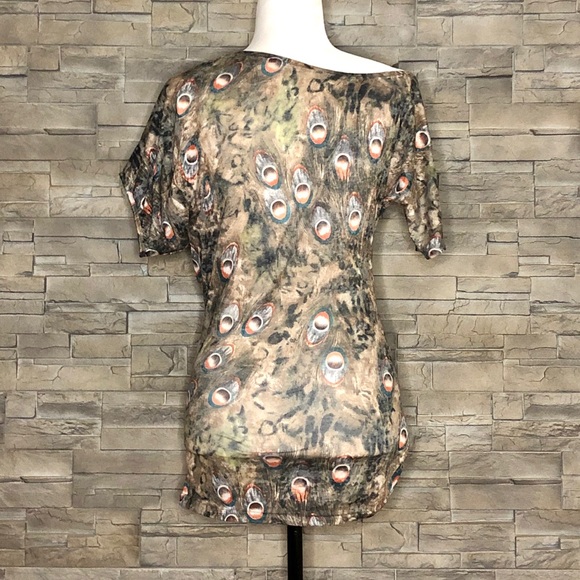 Lightweight taupe peacock-print top - Picture 3 of 3